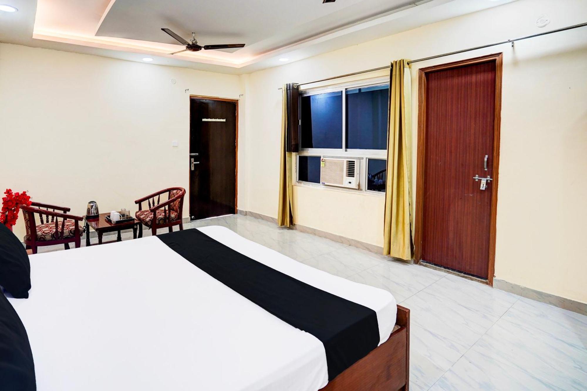 Hotel O Nova Resorts & Luxury Farm Raebareli Exterior foto