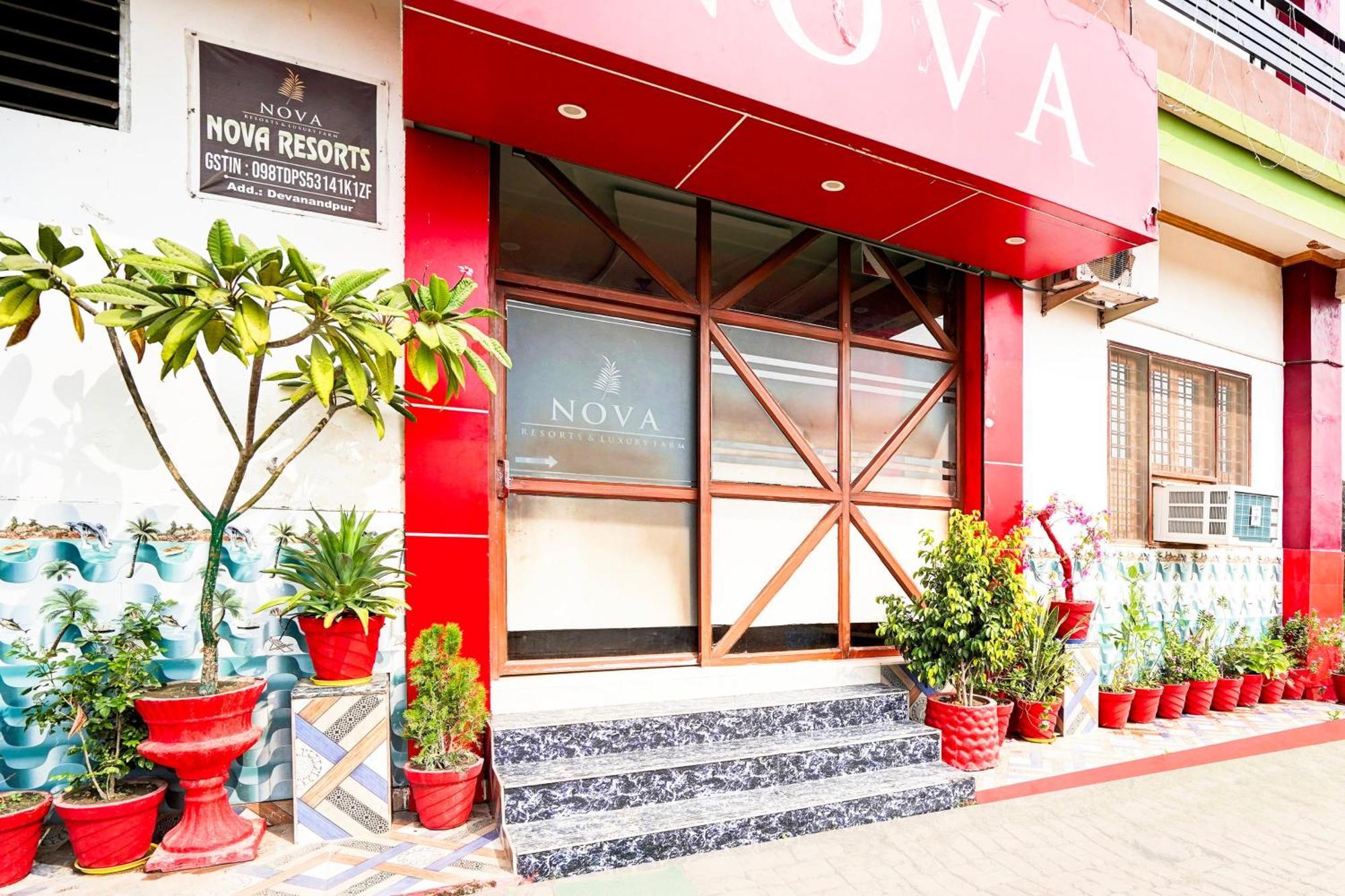 Hotel O Nova Resorts & Luxury Farm Raebareli Exterior foto